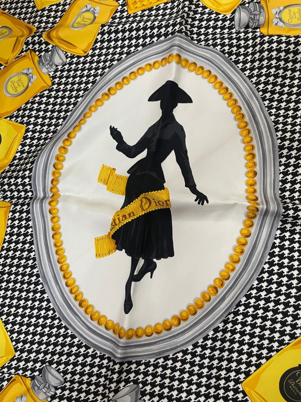 Christian Dior Silk Scarf ✨ - Picture 9 of 10